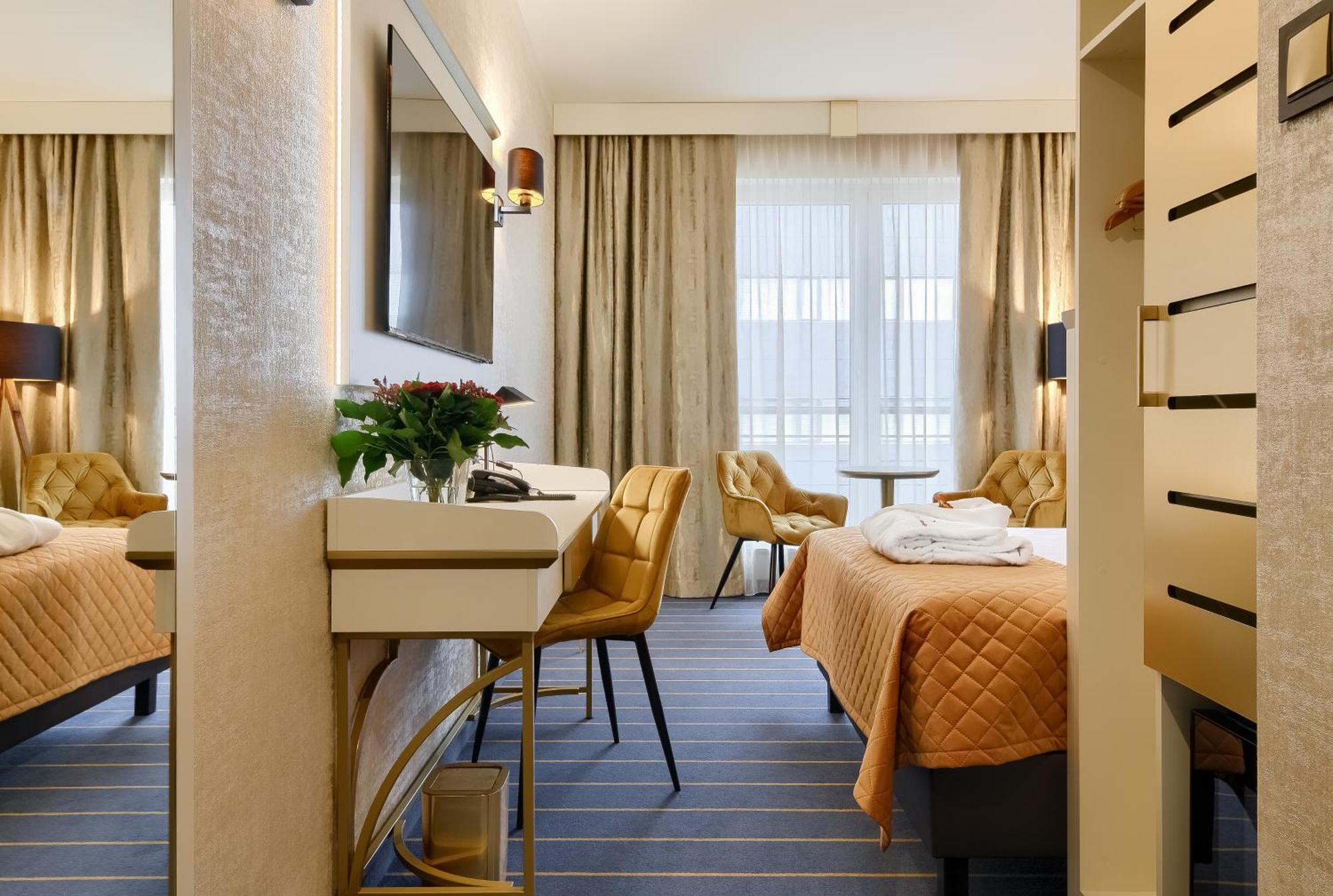 Park Diament 4*