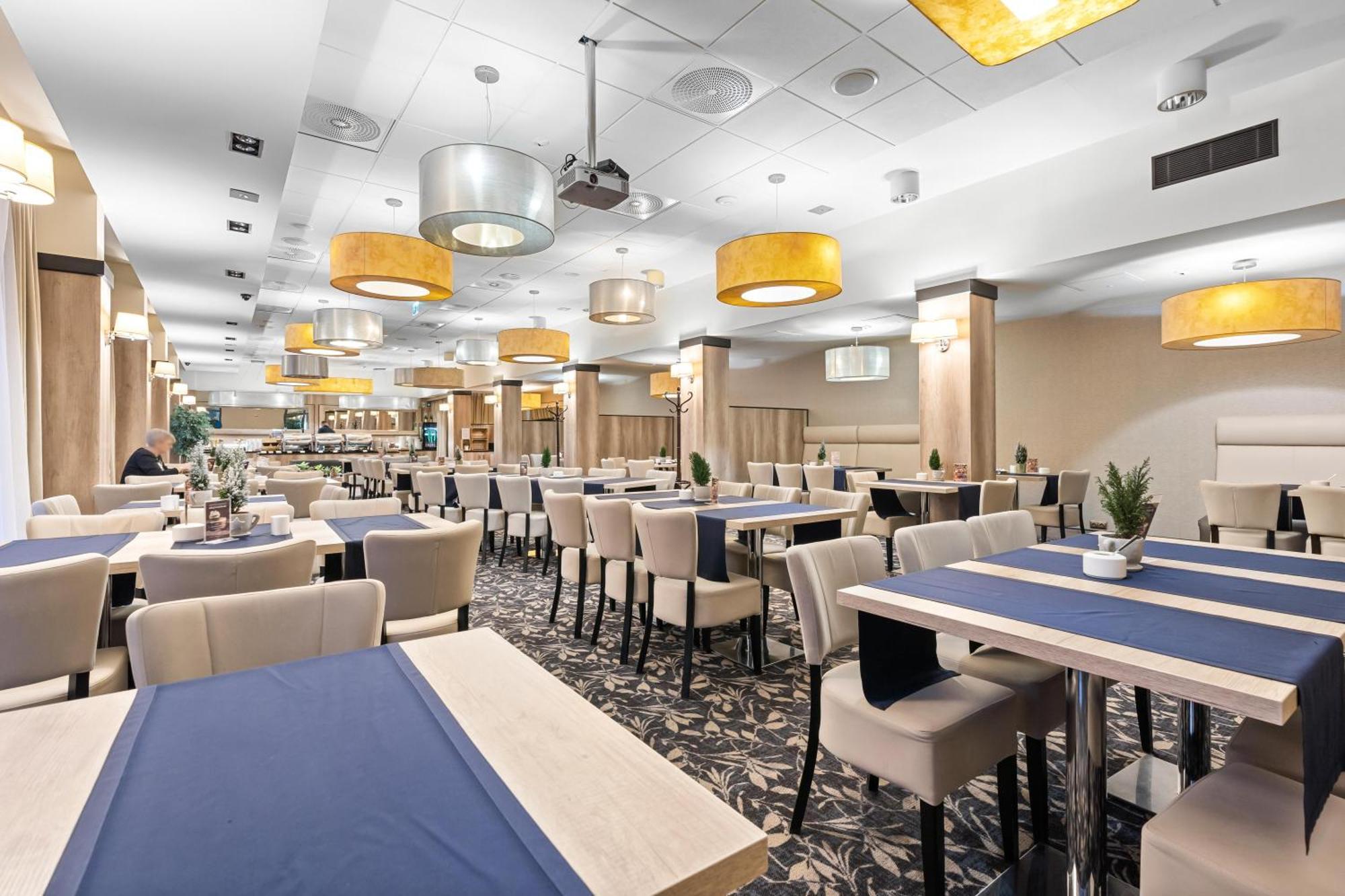 Park Diament 4* Вроцлав
